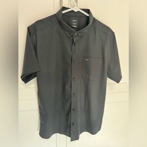 New never worn RVCA collared button down shirt